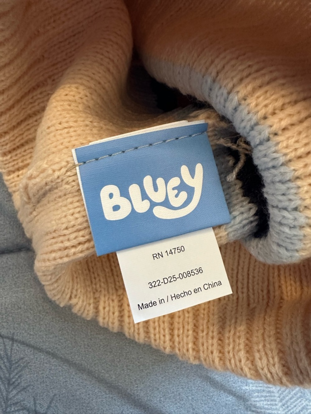NWTS Bluey Toddlers Pom Beanie & Mittens Set - Light Beige w/Stripes Sz 2T-5T - Picture 5 of 6
